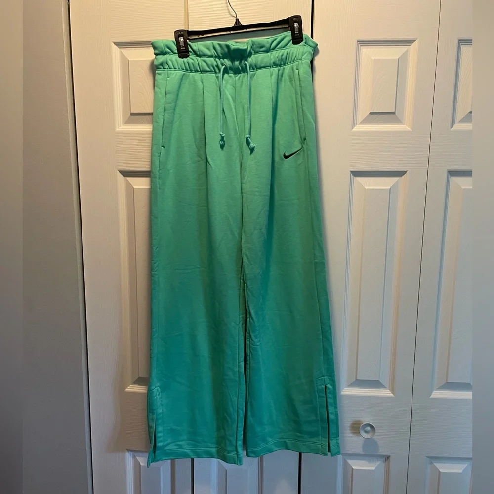 NWOT Nike Mint Green Wide-Leg Track Pants